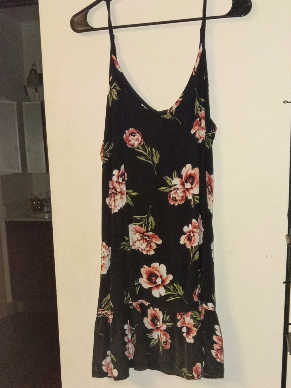 Rue 21 Floral Slip Dress with V-Neck in Black and Pink Size Large